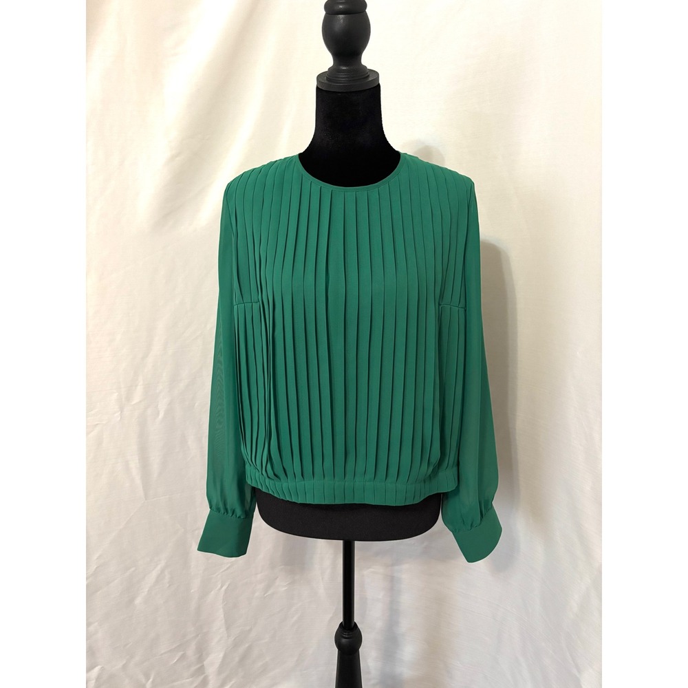 Baum und Pferdgarten Green Pleated Button Back Chiffon Blouse Top Size 36